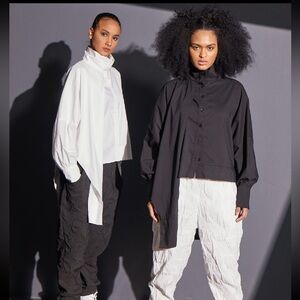 100% cotton oversize blouse 
Unique design from Europe